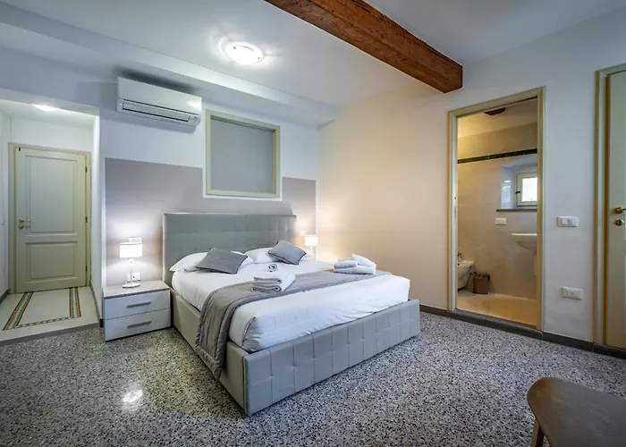 Yid Agnolo Three Bedroom In Florence